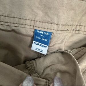 Old Navy Women's Cargo Pants (color name: sliced bread